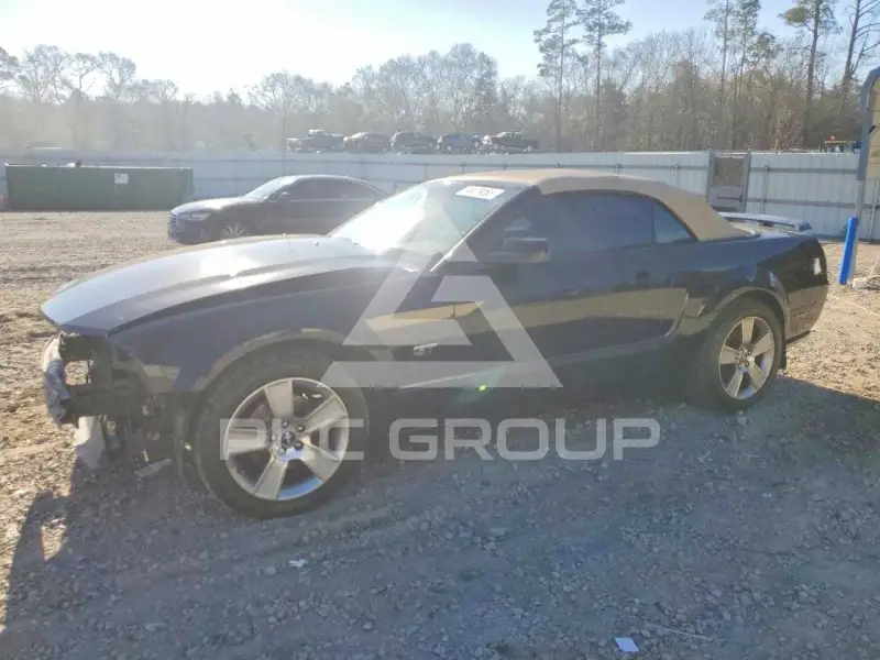 2006 Ford MUSTANG photo