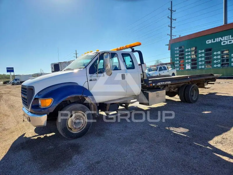 2006 Ford F-650 photo