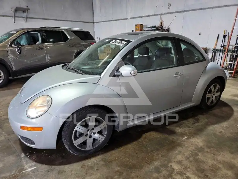 2006 Volkswagen BEETLE photo