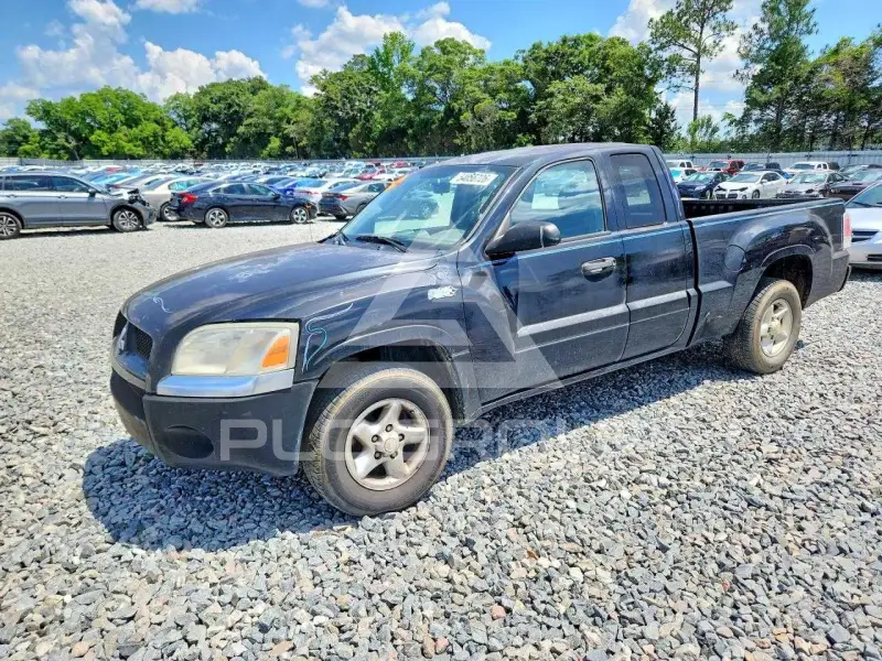 2007 Mitsubishi RAIDER фото