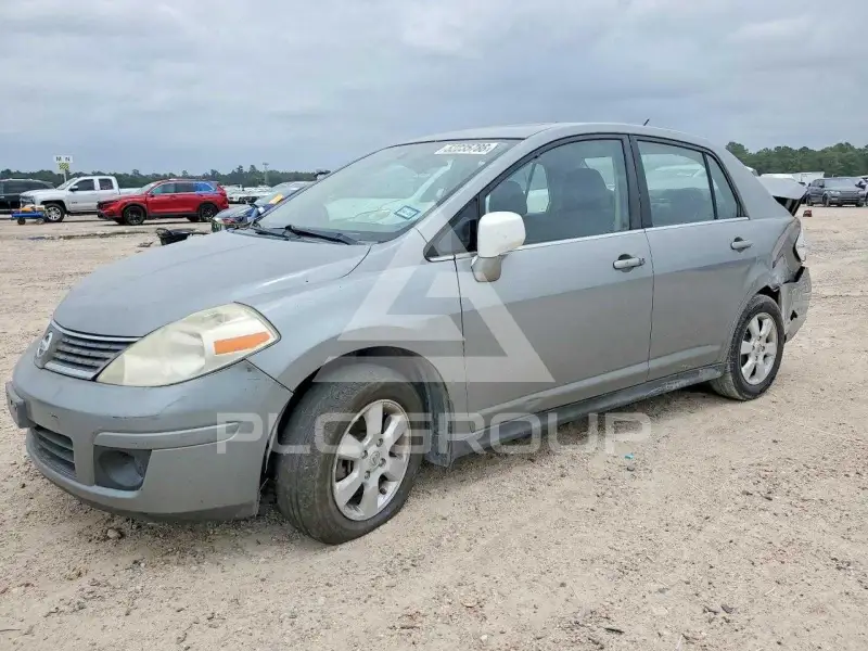 2007 Nissan VERSA photo