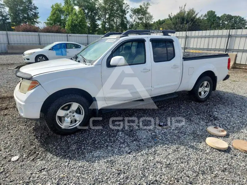 2007 Nissan FRONTIER photo