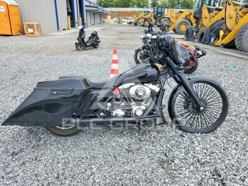 2007 Harley-Davidson FL photo