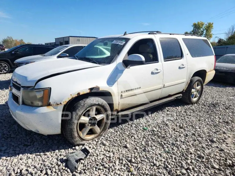 2007 Chevrolet Suburan photo
