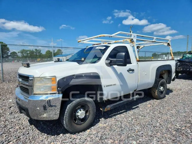 2007 Chevrolet Silverado photo