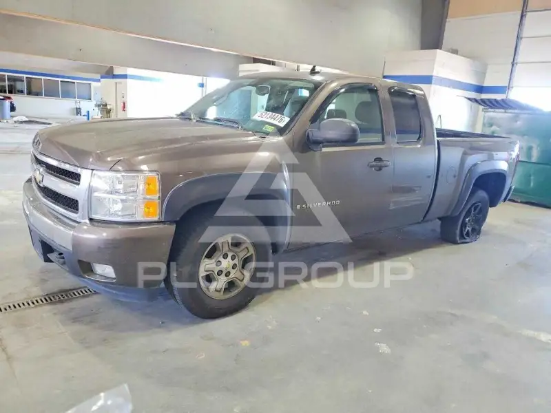2007 Chevrolet Silverado photo