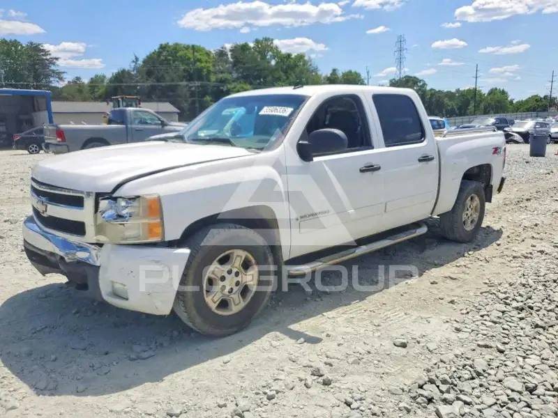 2007 Chevrolet Silverado photo