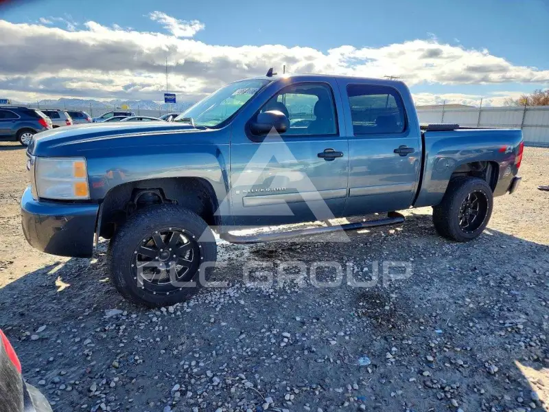 2007 Chevrolet Silverado photo