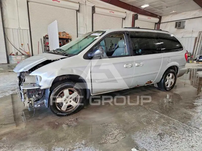 2007 Dodge CARAVAN фото
