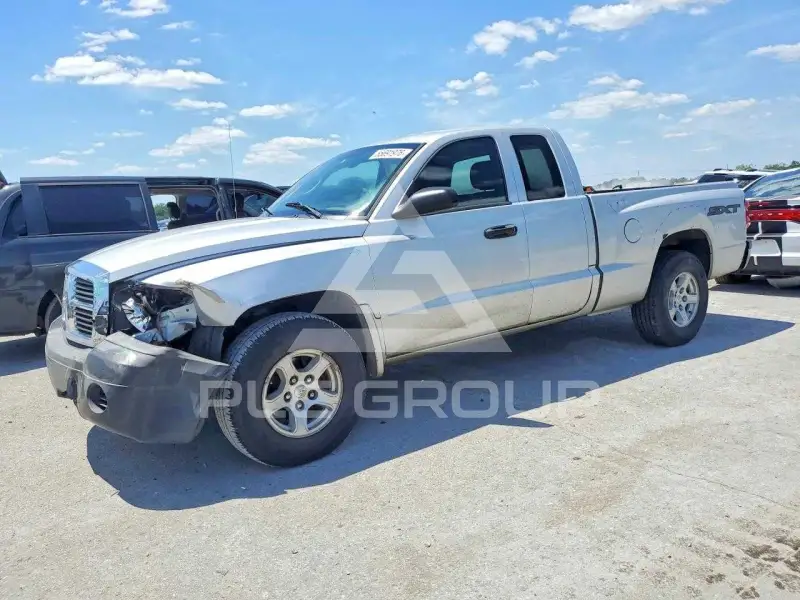 2007 Dodge DAKOTA photo