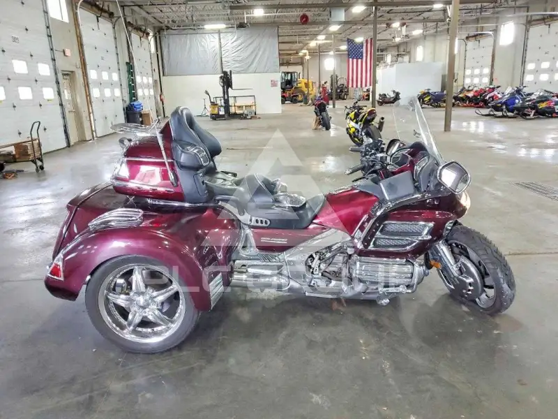 2007 Honda GL photo