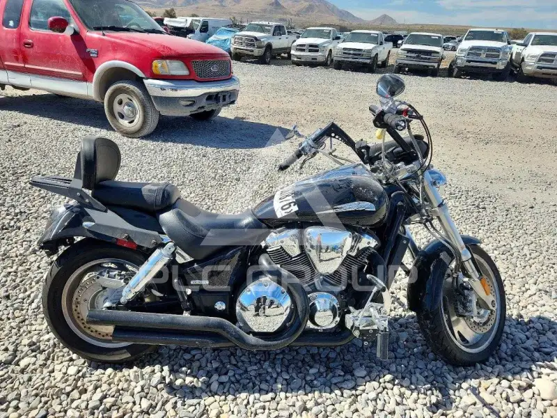 2007 Honda VTX photo