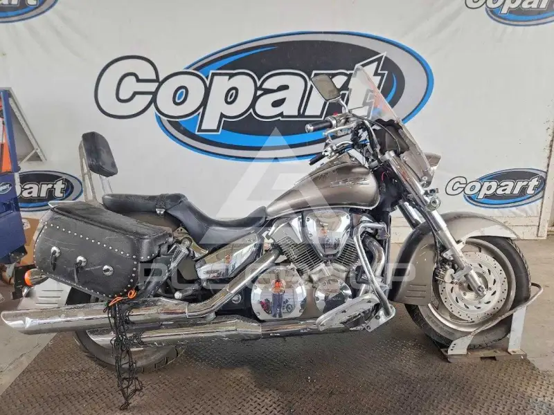 2007 Honda VTX photo