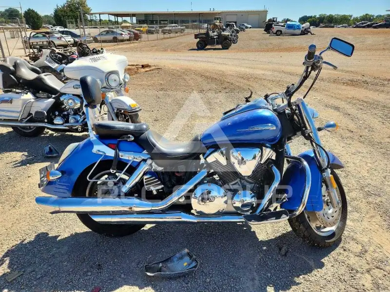 2007 Honda VTX photo