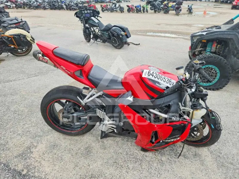 2007 Honda CBR photo