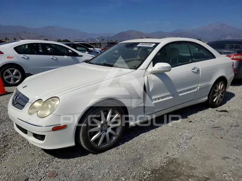 2007 Mercedes Benz CLK photo