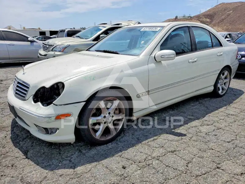 2007 Mercedes Benz C-Class photo