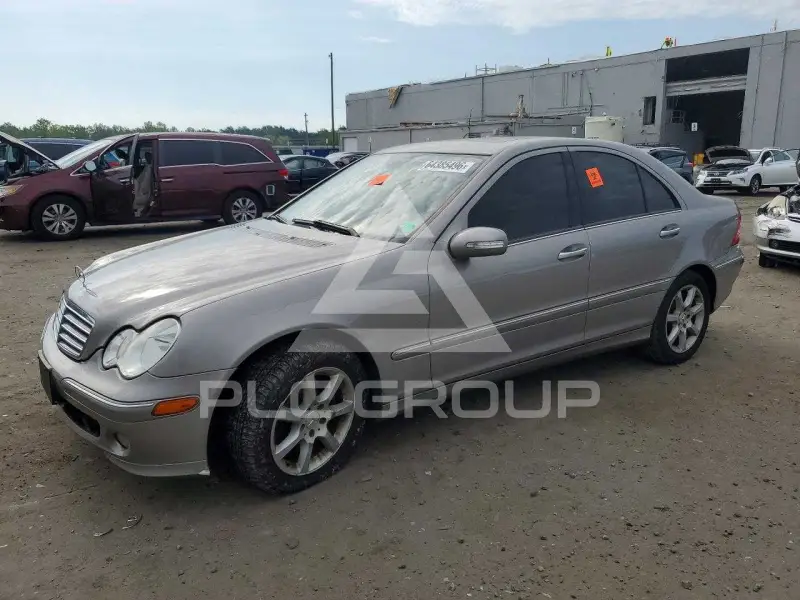 2007 Mercedes Benz C-Class фото