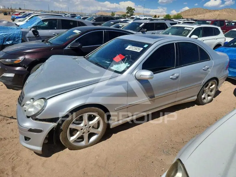 2007 Mercedes Benz C-Class photo