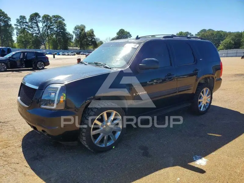 2007 GMC YUKON фото