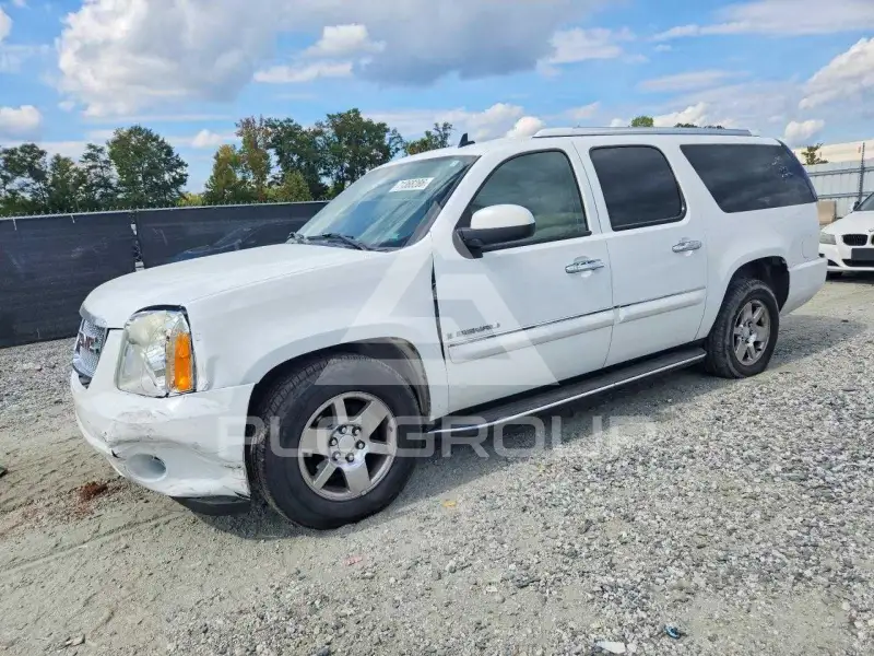 2007 GMC YUKON фото