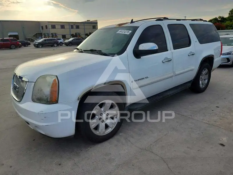 2007 GMC YUKON фото