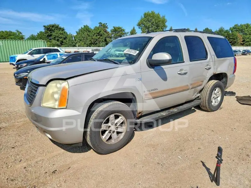 2007 GMC YUKON фото