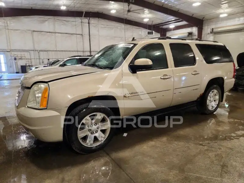 2007 GMC YUKON фото