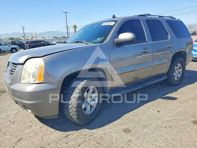 2007 GMC YUKON фото