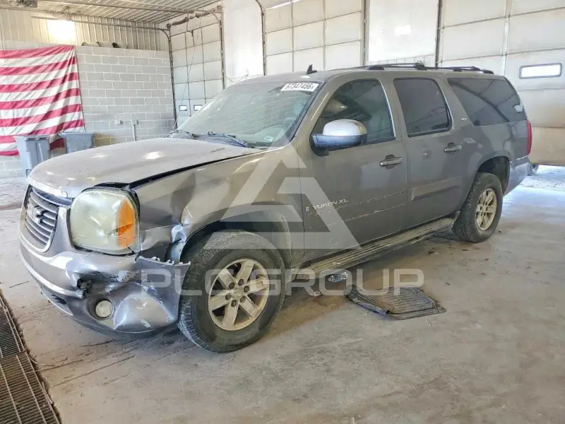 2007 GMC YUKON фото