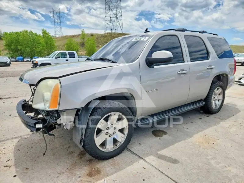 2007 GMC YUKON фото