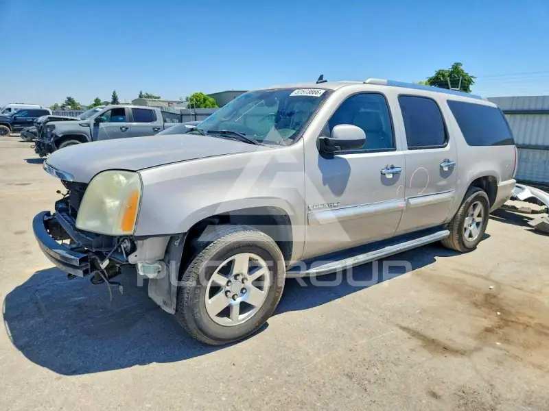 2007 GMC YUKON фото