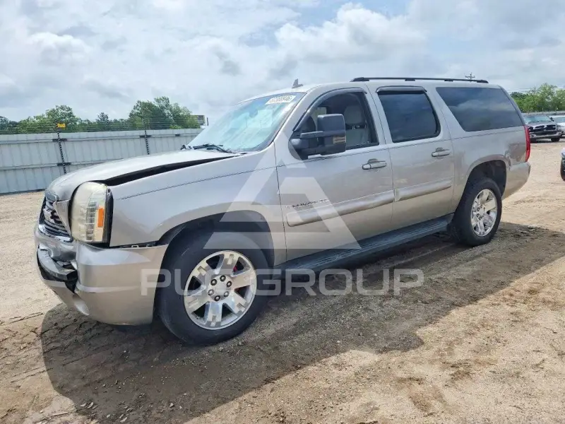 2007 GMC YUKON фото