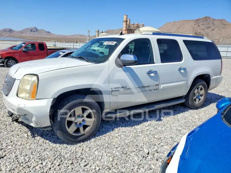 2007 GMC YUKON фото