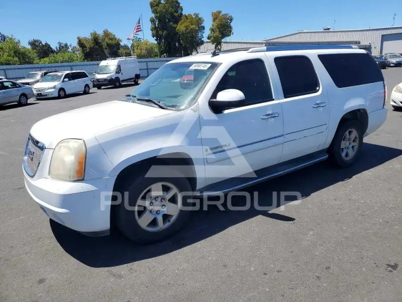2007 GMC YUKON фото
