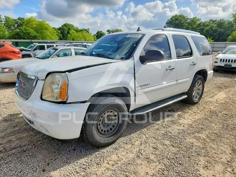 2007 GMC YUKON фото