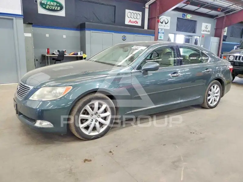 2007 Lexus LS460 photo