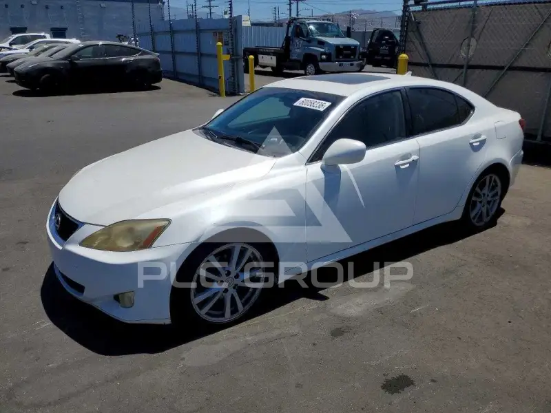 2007 Lexus IS photo