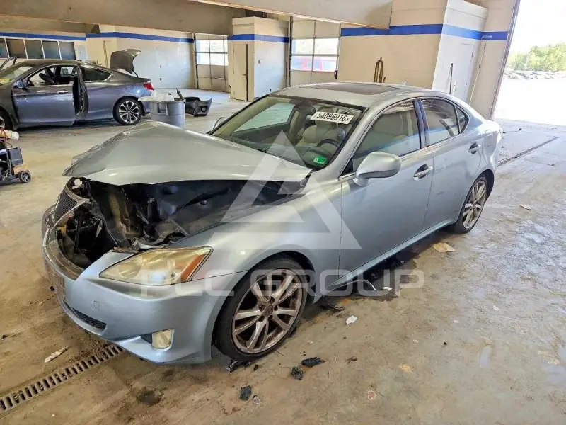 2007 Lexus IS photo
