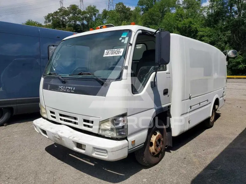 2007 Isuzu NPR фото
