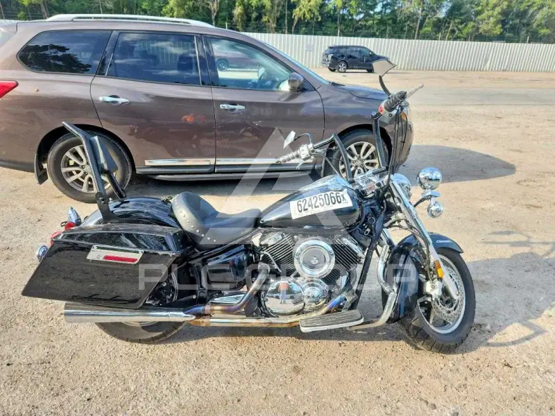 2007 Yamaha XVS1100 photo
