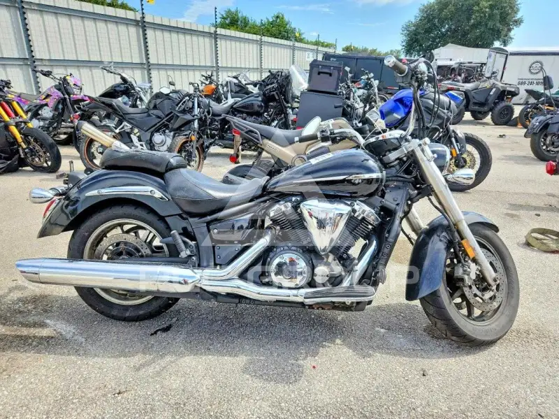2007 Yamaha XVS1100 photo