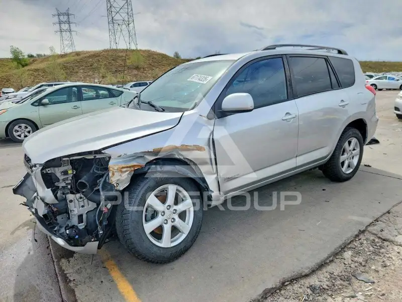 2007 Toyota RAV4 photo