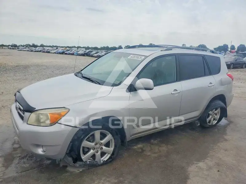 2007 Toyota RAV4 photo