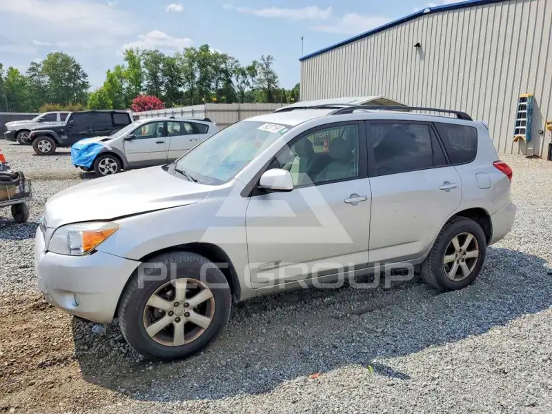 2007 Toyota RAV4 фото