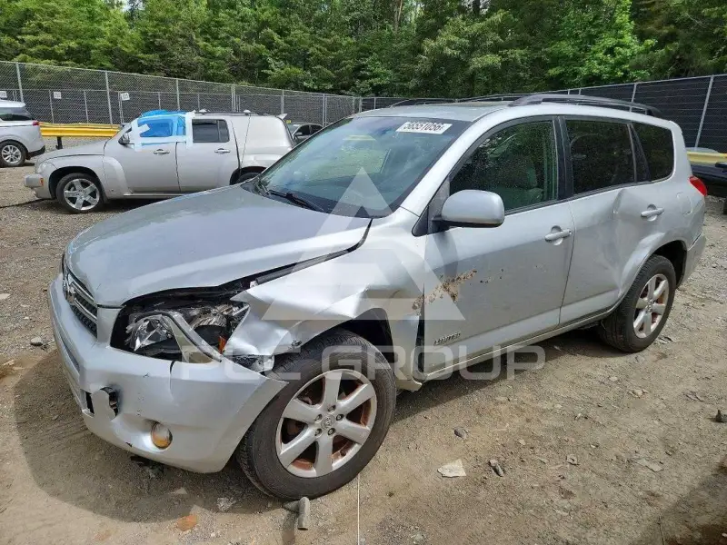 2007 Toyota RAV4 photo
