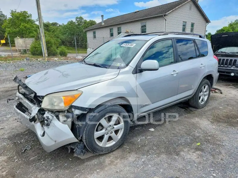 2007 Toyota RAV4 photo