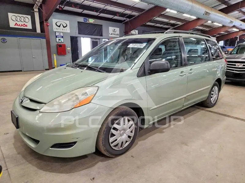 2007 Toyota SIENNA photo