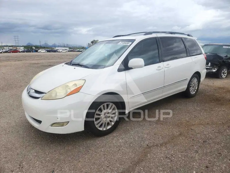 2007 Toyota SIENNA photo