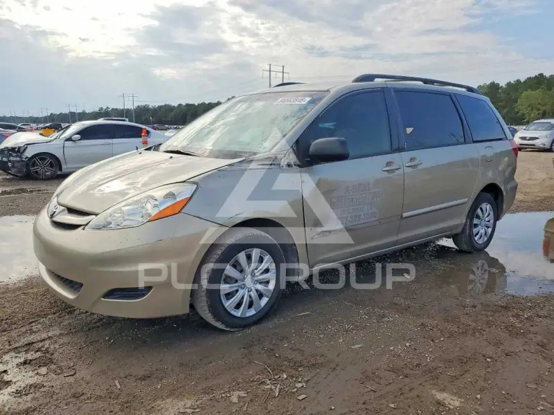 2007 Toyota SIENNA photo